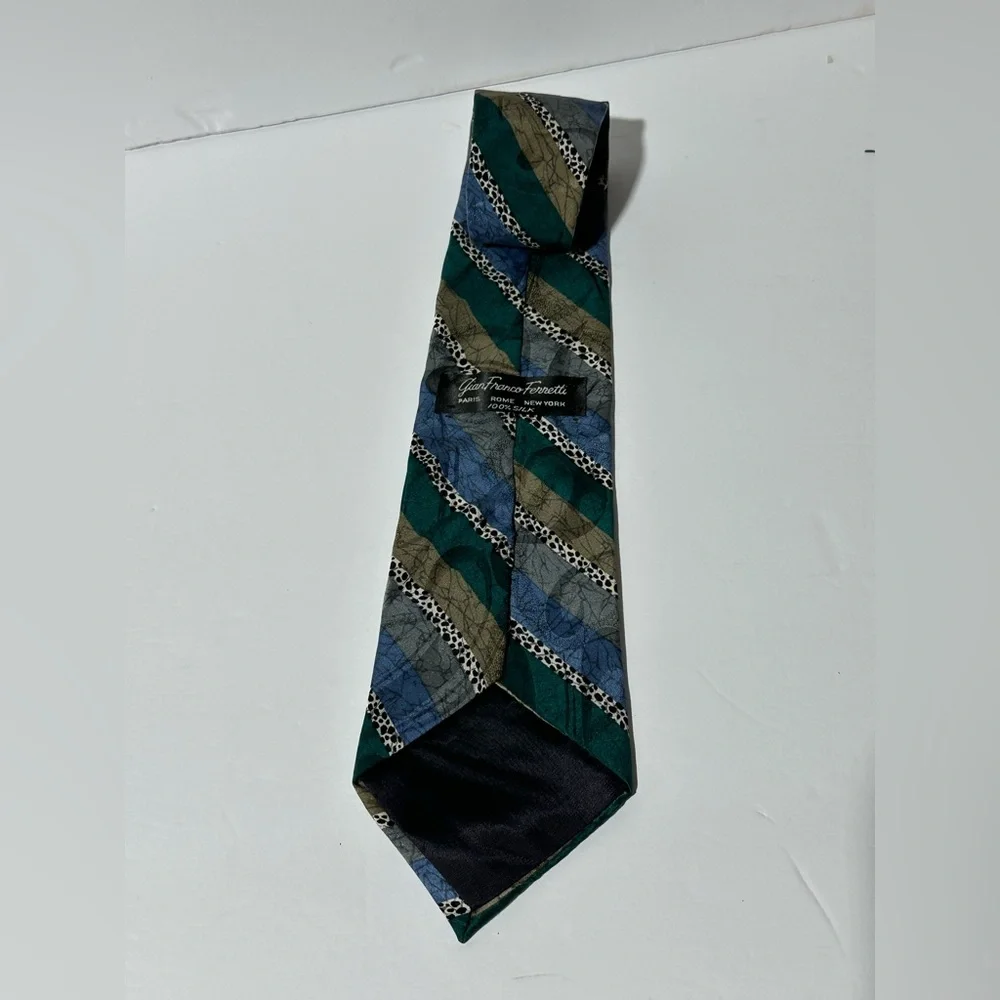 Gian Franco Ferretti 100% Silk tie